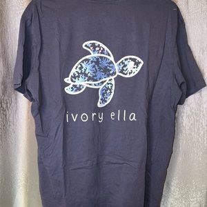 Ivory Ella Save the Turtles T-shirt, size Medium